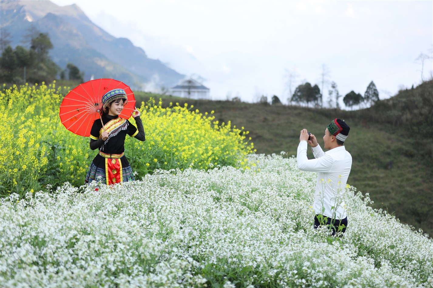 Những[-]món[-]quà[-]tặng[-]khiến[-]nàng[-]xúc[-]động[-]rơi[-]nước[-]mắt[-]trong[-]ngày[-]của[-]phái[-]đẹp